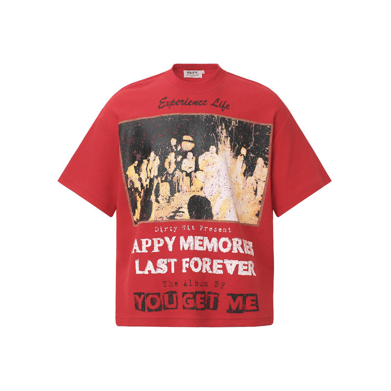 Crowd illustration printed short sleeved T-shirt